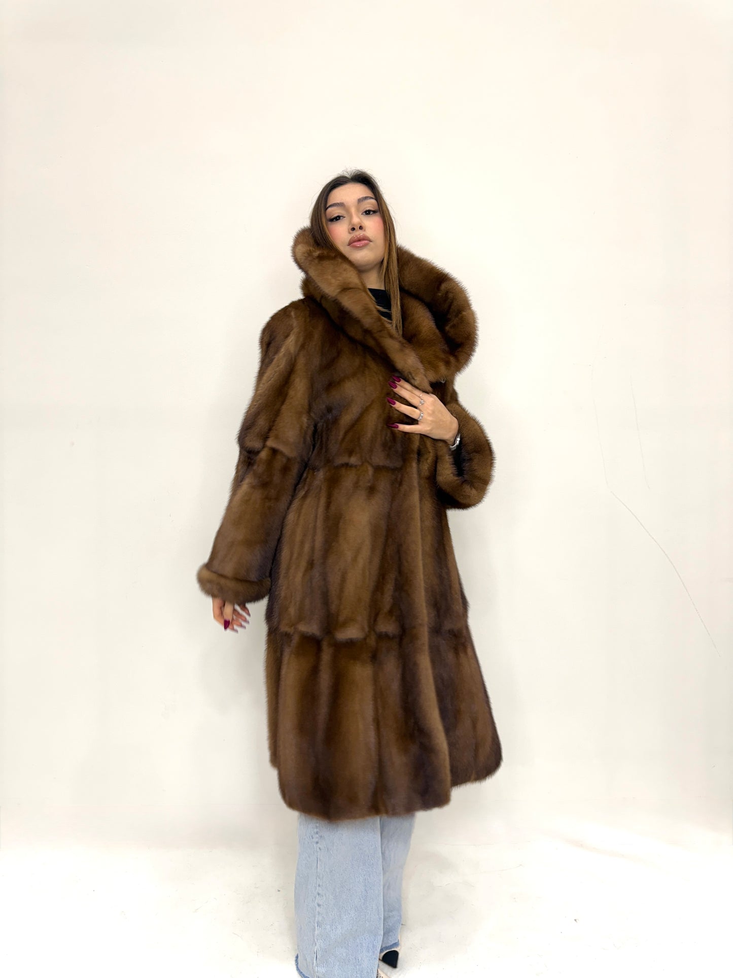Cappotto Zibellino canadese con lavorazione   orizzontale ad ondina modellistica fendi