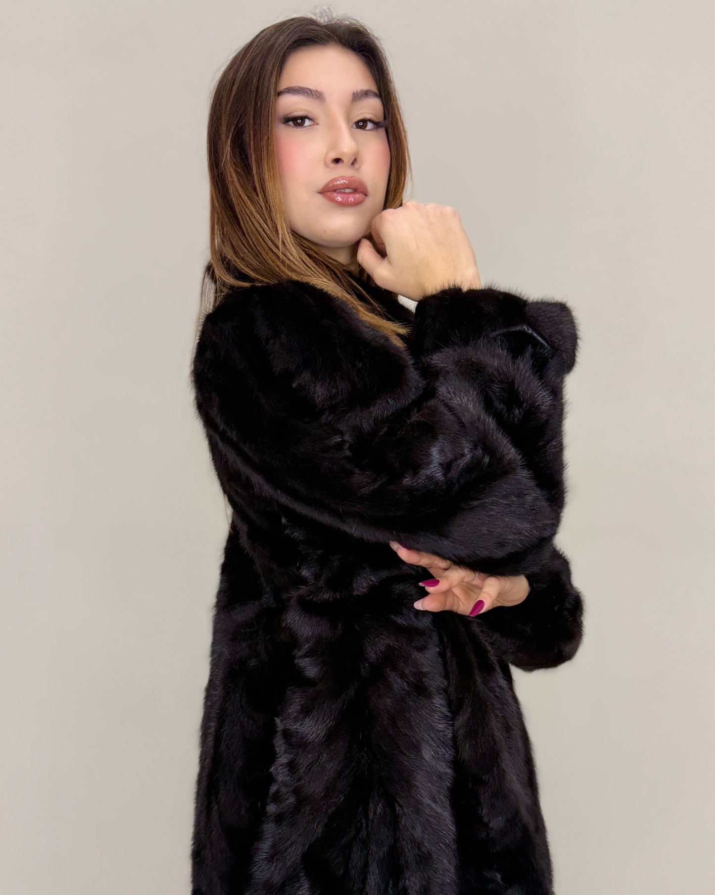 Cappotto di Visone Black gama scollo coreano