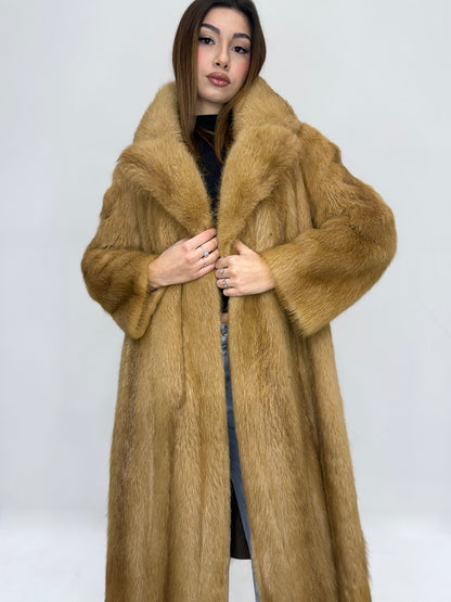 Cappotto lungo in castorino miele visonato