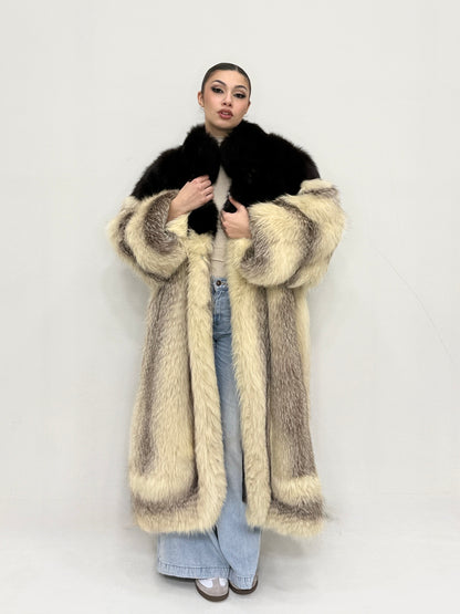 Caban lungo in volpe di Groenlandia  con inserti in Volpe dark brown