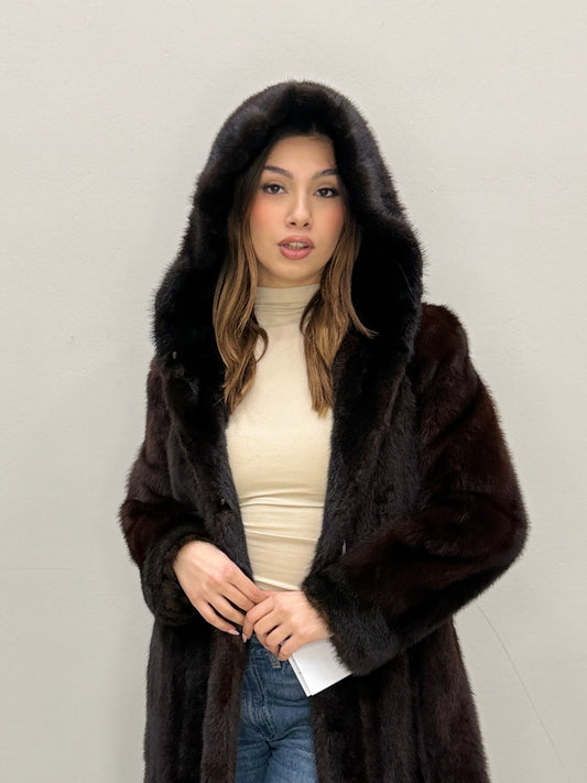 Cappotto con cappuccio doppia lavorazione visone mogano e nero