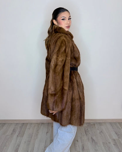 Visone 3/4 a lavorazione verticale color marrone – Pelliccia rigenerata di lusso