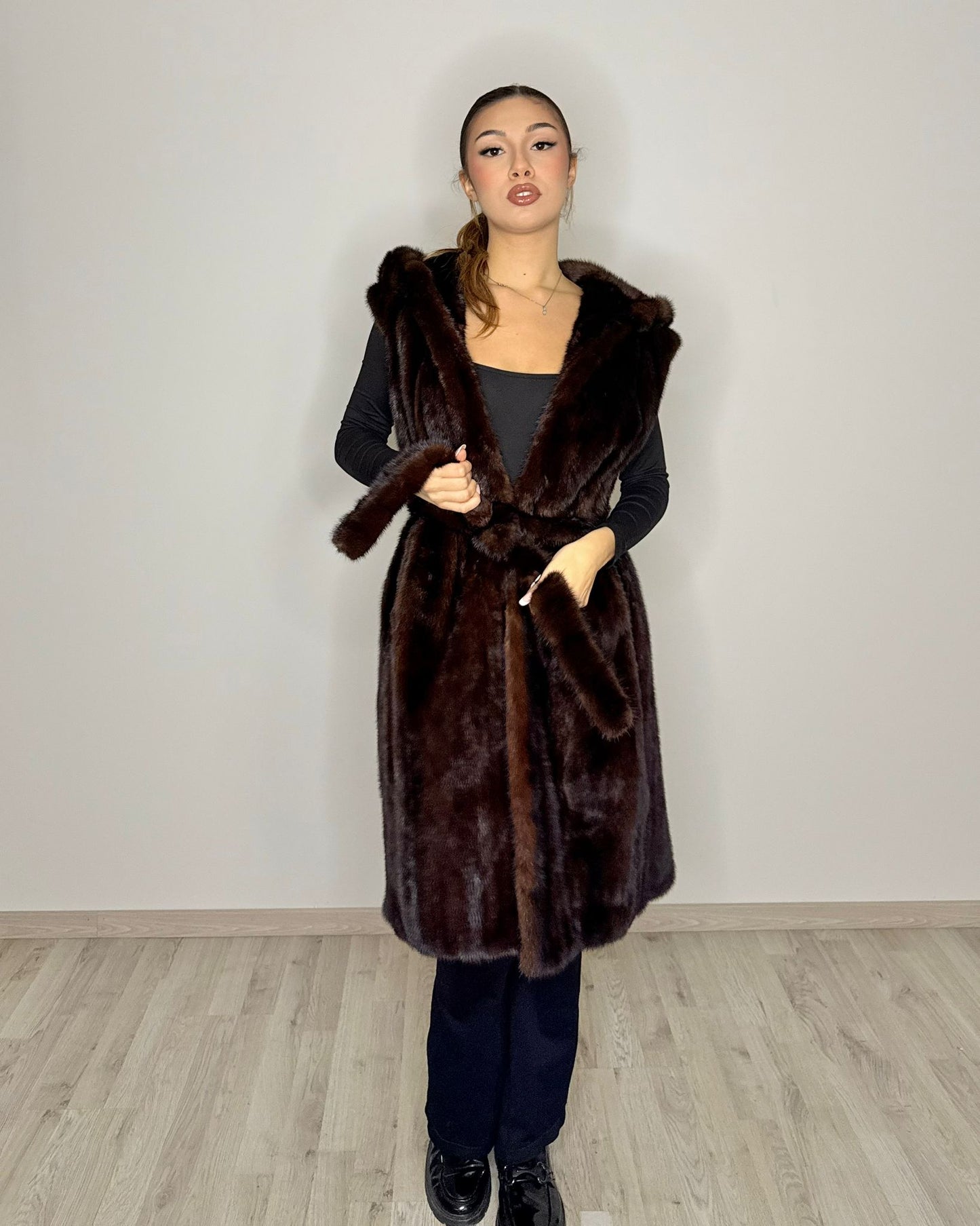 Smanicato in Visone Maschio Rigenerato con Cappuccio e Tasche