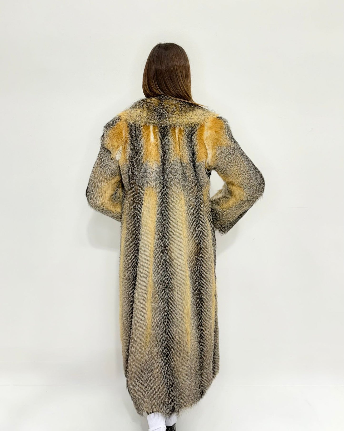 Pelliccia Lunga in Volpe di Patagonia Rigenerata – Taglia Unica