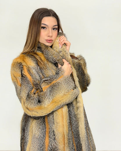 Volpe di Patagonia con inserti in pelle